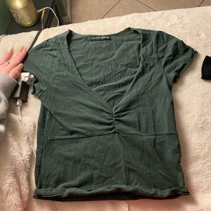 Green cropped scrunched tee